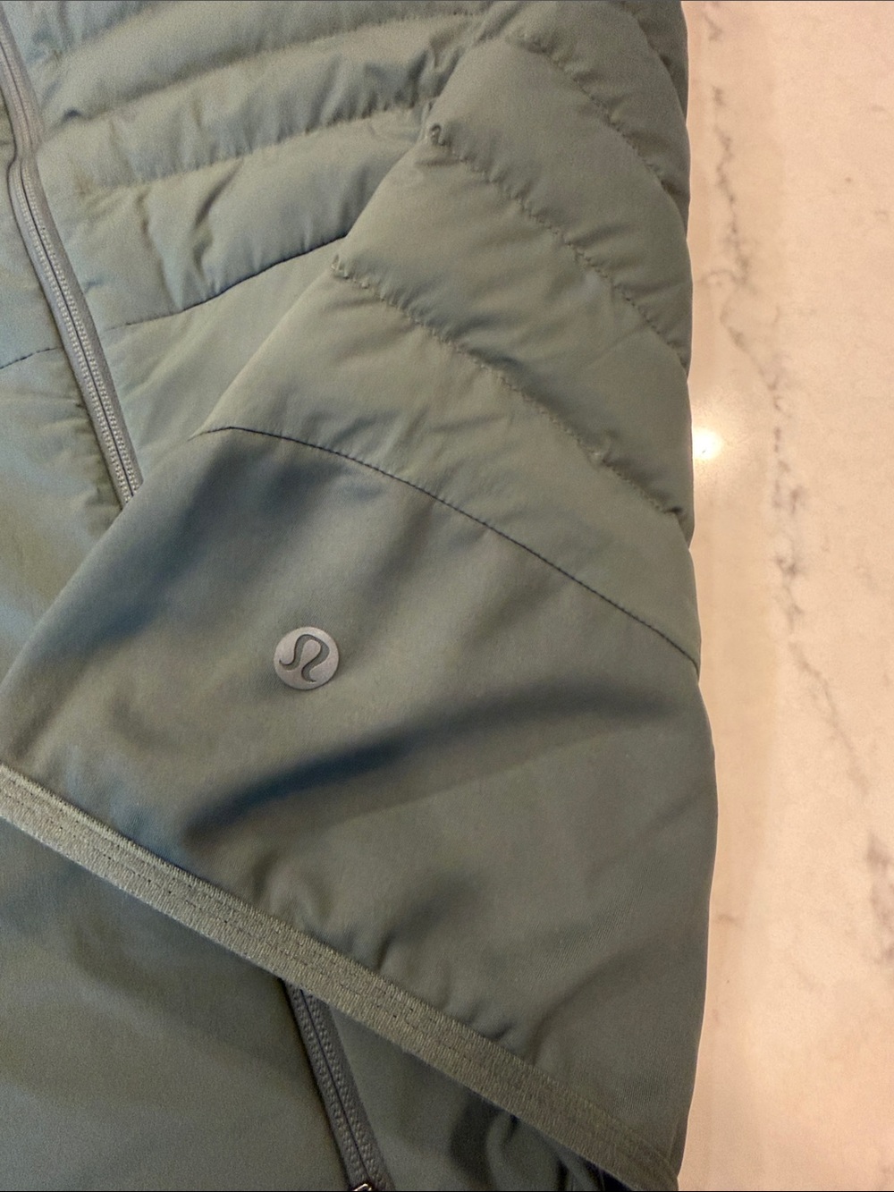Lululemon Down for It All Hoodie
Smoked Spruce Size Large - Picture 5 of 8